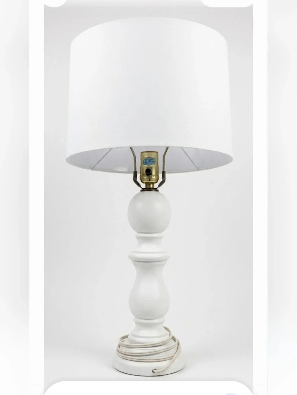 Under Writers Laboratories Portable White Lamp - Picture 2 of 11